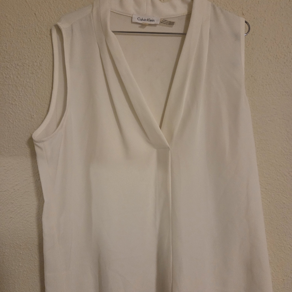 Calvin Klein Women's White Sleeveless Top